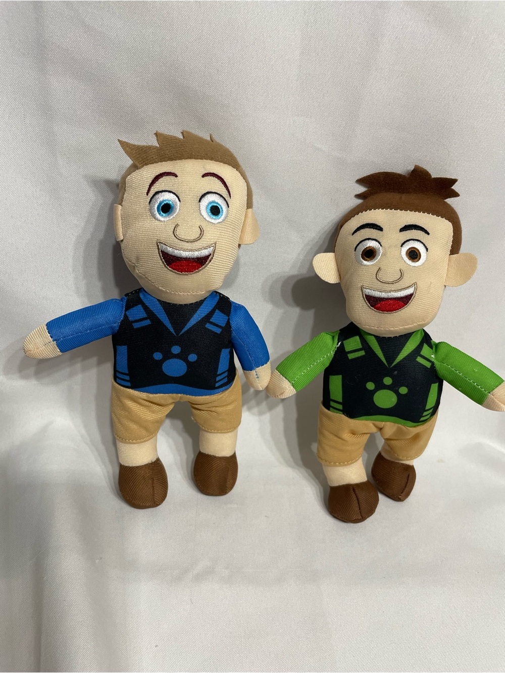 10” Pair of Wild Kratts Chris & Martin Kratt plush dolls Excellent Condition